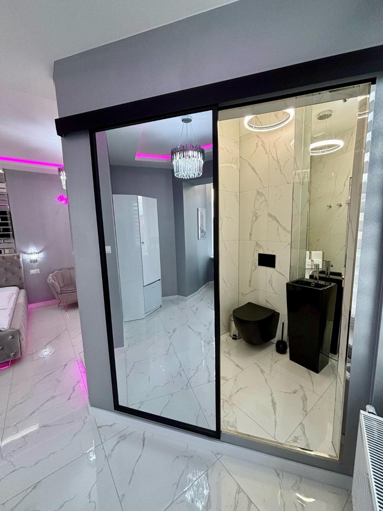 Apartament "Prezydencki Deluxe" Centrum Z Duza Wanna Dla Dwojga Gniezno Exterior foto